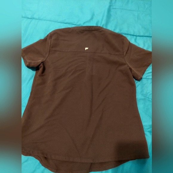 Fabletics Scrub Top - Picture 2 of 5